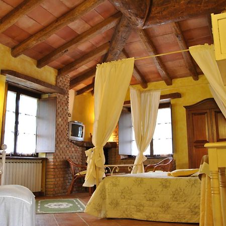 Le Macine Del Confluente Bed & Breakfast Бадалуко Стая снимка