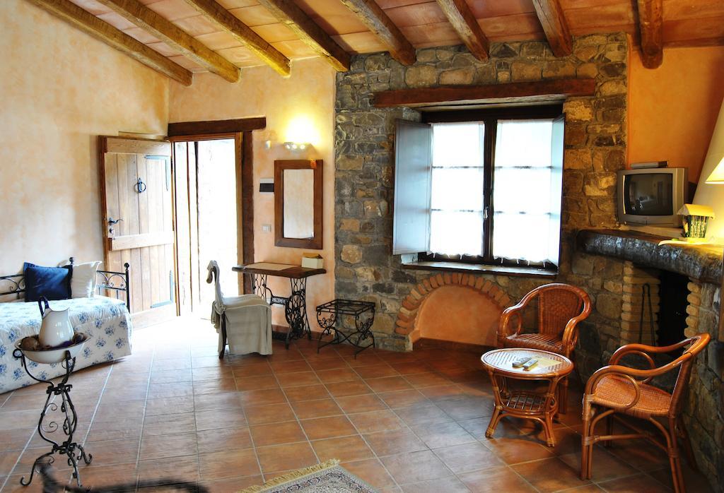 Le Macine Del Confluente Bed & Breakfast Бадалуко Екстериор снимка