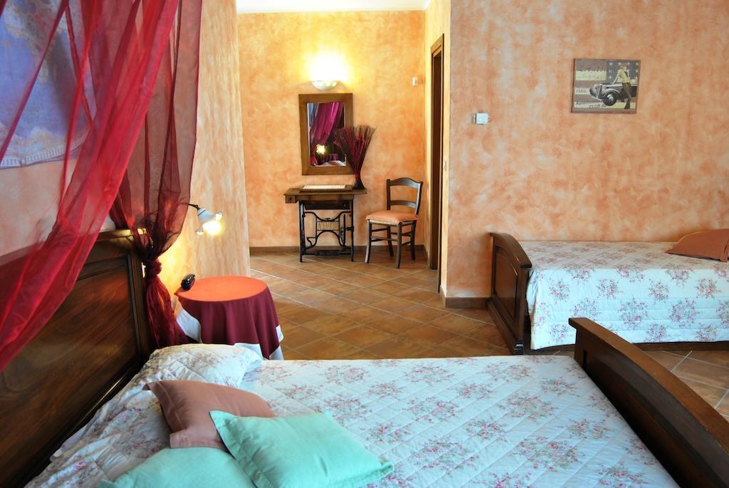Le Macine Del Confluente Bed & Breakfast Бадалуко Екстериор снимка