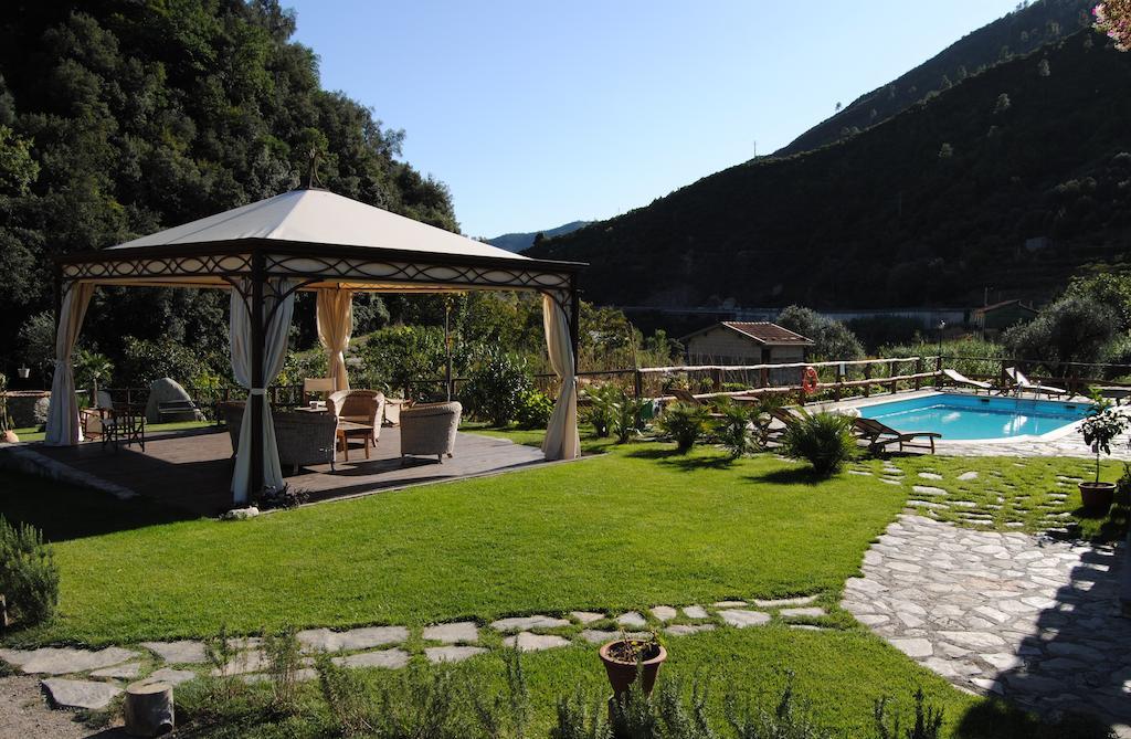 Le Macine Del Confluente Bed & Breakfast Бадалуко Екстериор снимка