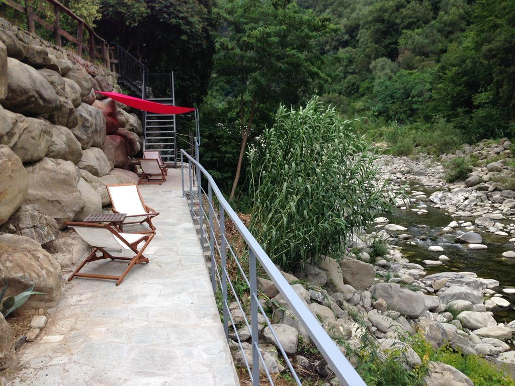 Le Macine Del Confluente Bed & Breakfast Бадалуко Екстериор снимка